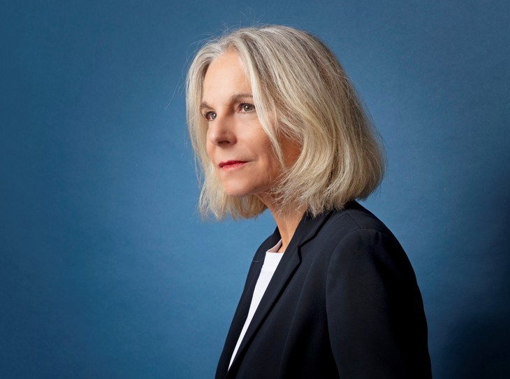 Nhà văn Pháp Camille Laurens, thành viên Viện Hàn lâm Goncourt giao lưu văn học tại Việt Nam - ảnh 1