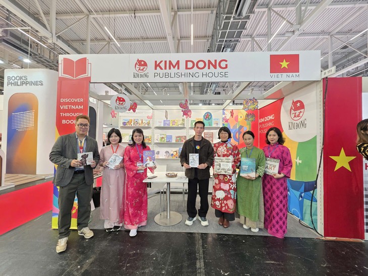 Nhà xuất bản Kim Đồng giới thiệu nhiều sách mới tại Hội sách Quốc tế Frankfurt 2025 - ảnh 2