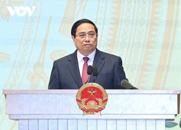 Thủ tướng Phạm Minh Chính: “Để tăng trưởng 2 con số cần chuyển đổi cơ cấu kinh tế, xác lập mô hình tăng trưởng mới”  - ảnh 2