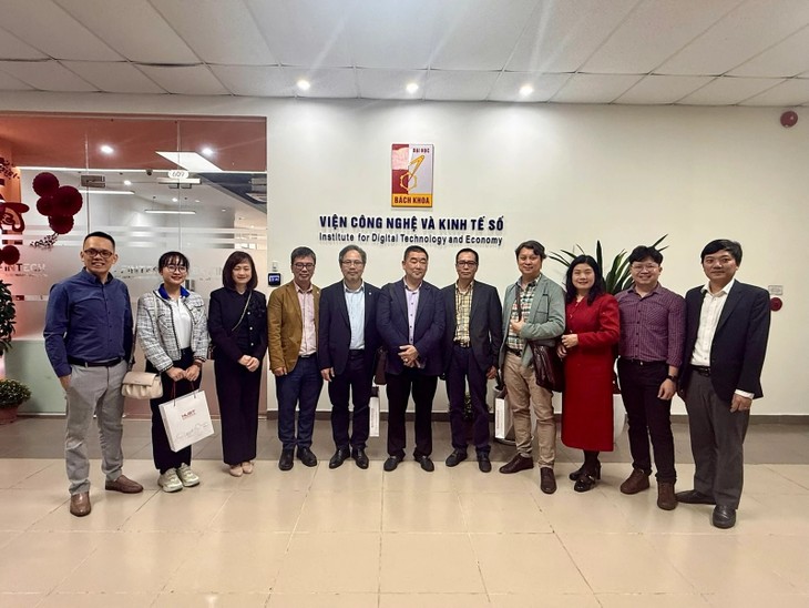 Sean Lam: Hơn 20 năm vì một nhịp cầu Việt – Mỹ - ảnh 2