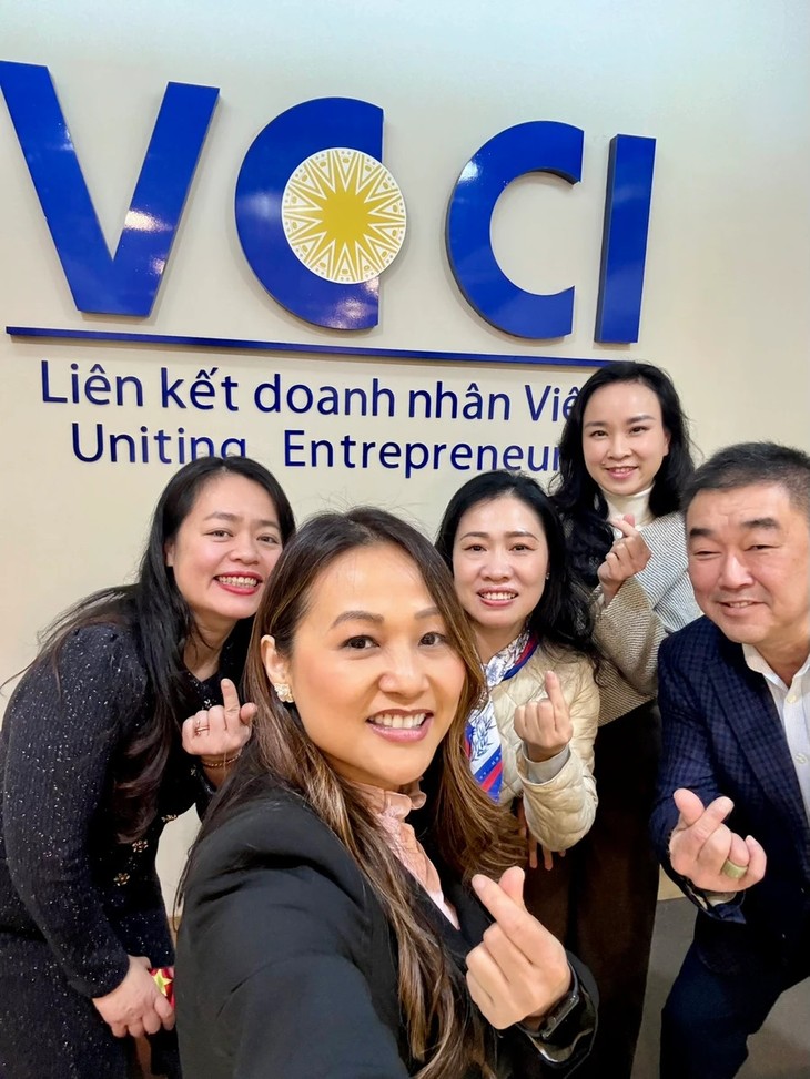 Let Her Shine: Cầu nối phát triển mới cho phụ nữ từ kiều bào Mỹ - ảnh 3