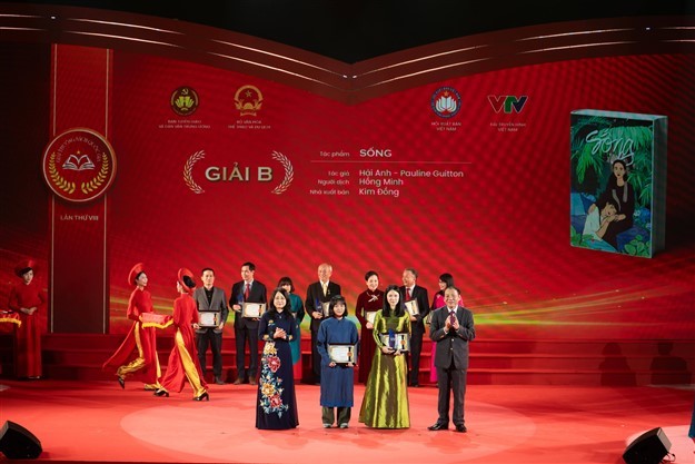 Sách dành cho bạn đọc trẻ ghi dấu ấn tại các giải thưởng văn học – xuất bản - ảnh 2
