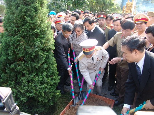  พลเอก Võ Nguyên Giáp เยือนสมรภูมิเก่า เดียนเบียนฟู - ảnh 8