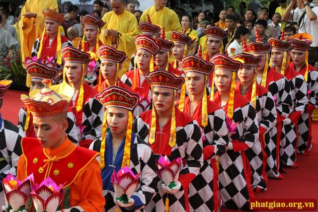 ประมวลภาพเกี่ยวกับงานวิสาขบูชาโลกปี 2014 - ảnh 3