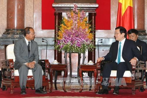 ประธานประเทศ เจืองเติ๊นซาง ให้การต้อนรับรัฐมนตรีว่าการกระทรวงยุติธรรมลาว - ảnh 1