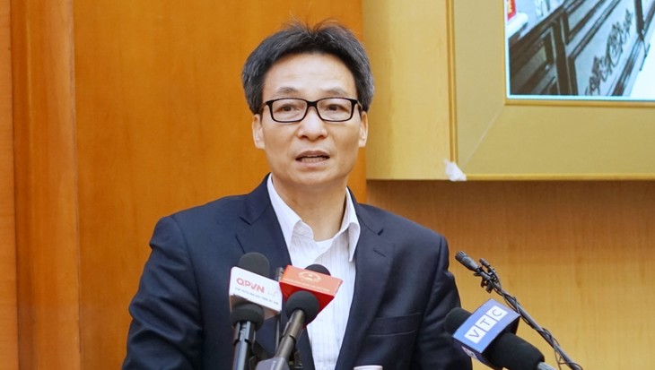 สื่อมวลชนควรปฏิบัติหน้าที่แนะแนวประชามติเรื่องการป้องกันและรับมือการแพร่ระบาดอย่างมีประสิทธิภาพต่อไป - ảnh 1