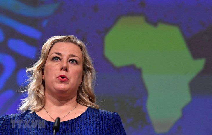 เจ้าหน้าที่อียูเรียกร้องให้จัดทำนโยบายรับมือวิกฤตต่างๆร่วมกัน - ảnh 1