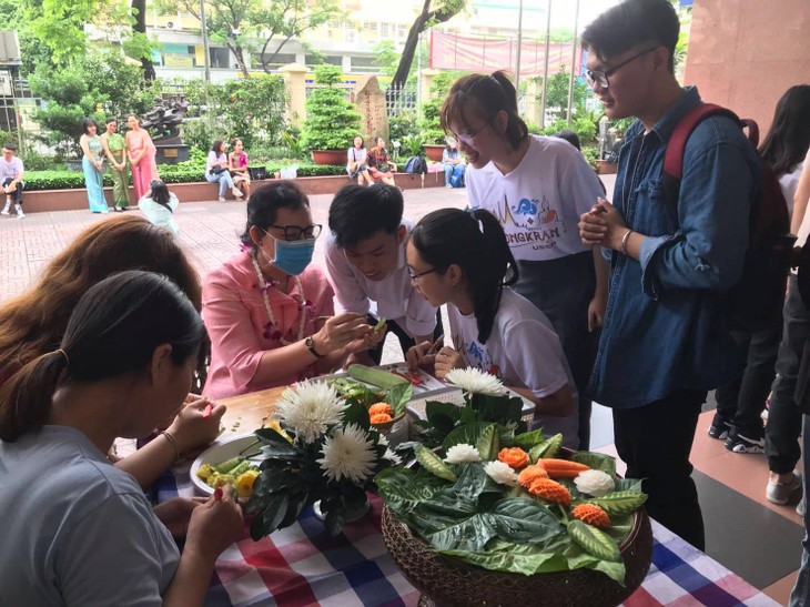 งาน “สงกรานต์ 2564 – วัฒนธรรมดั้งเดิม รื่นเริงร่วมสมัย” ณ นครโฮจิมินห์ - ảnh 4