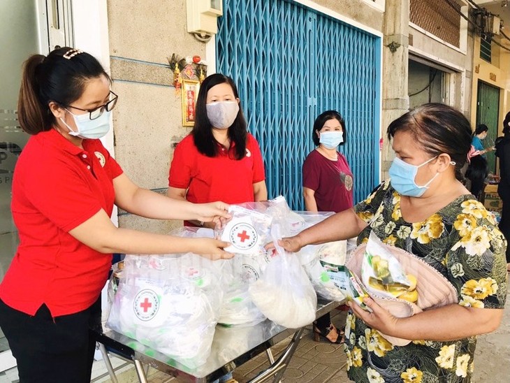 ส่งเสริมพฤติกรรมที่ดีและการทำความดีในช่วงที่เกิดการแพร่ระบาดของโรคโควิด-19 - ảnh 1