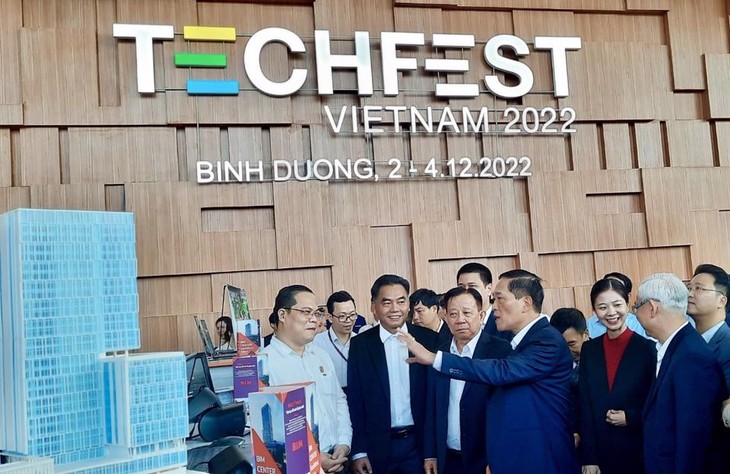 เปิดงาน TECHFEST VIETNAM ปี2022 ที่ จังหวัดบิ่งเยือง - ảnh 1