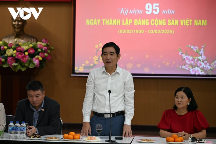 กิจกรรมรำลึกครบรอบ 95 ปี การก่อตั้งพรรคคอมมิวนิสต์เวียดนามทั้งภายในและต่างประเทศ - ảnh 2