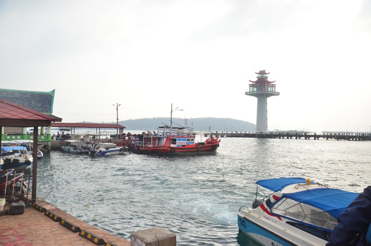 การทำ “บ้านปลา” ที่ เกาะสีชัง - ảnh 8