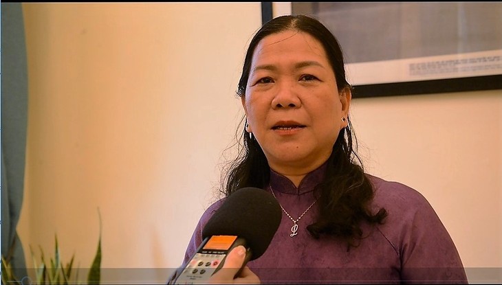 คุณครู เหงวียนถิทูลานของเวียดนนามได้รับรางวัลสมเด็จเจ้าฟ้ามหาจักรีครั้งที่ 6 ประจำปี 2025 - ảnh 2