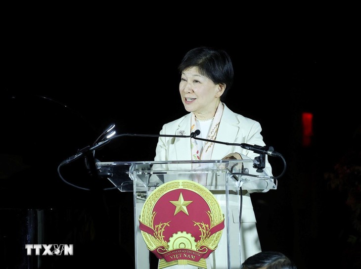 ประธานประเทศเลืองเกื่องเป็นประธานงานเลี้ยงในโอกาสรำลึกครบรอบ 80 ปี วันชาติเวียดนามในสหรัฐ - ảnh 2