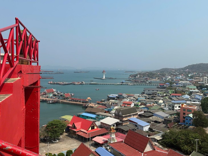 ศาลเจ้าพ่อเขาใหญ่ แหล่งที่ยึดเหนี่ยวทางจิตใจและเชื่อมโยงวัฒนธรรมบนเกาะสีชัง - ảnh 8