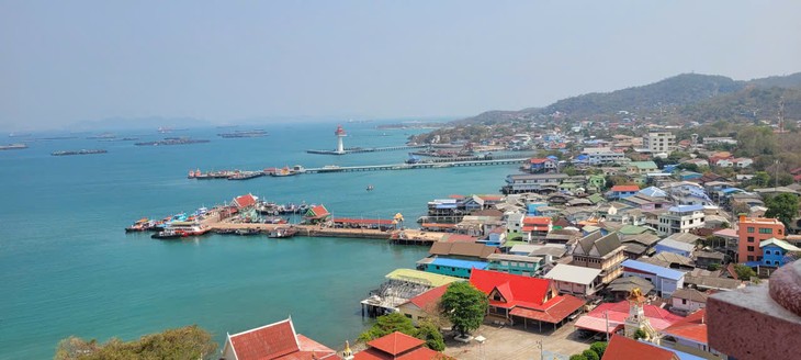 ศาลเจ้าพ่อเขาใหญ่ แหล่งที่ยึดเหนี่ยวทางจิตใจและเชื่อมโยงวัฒนธรรมบนเกาะสีชัง - ảnh 5